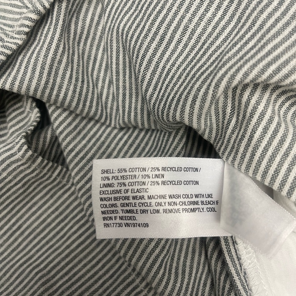 Universal Thread Gray Checkered Romper - image 3